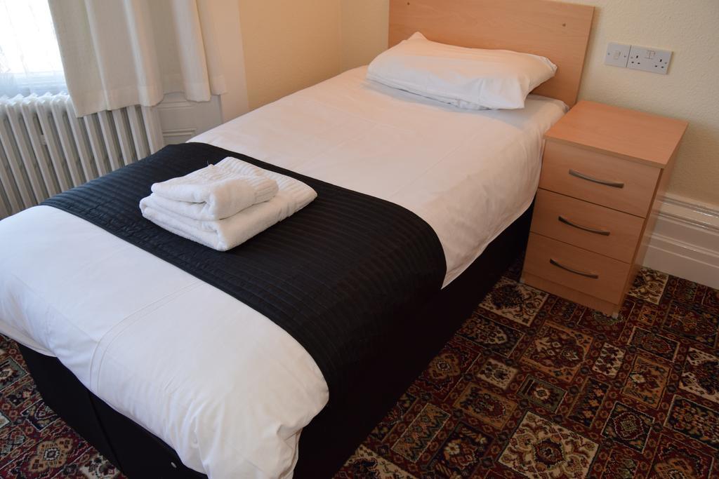 Westminster Hotel Рил Екстериор снимка