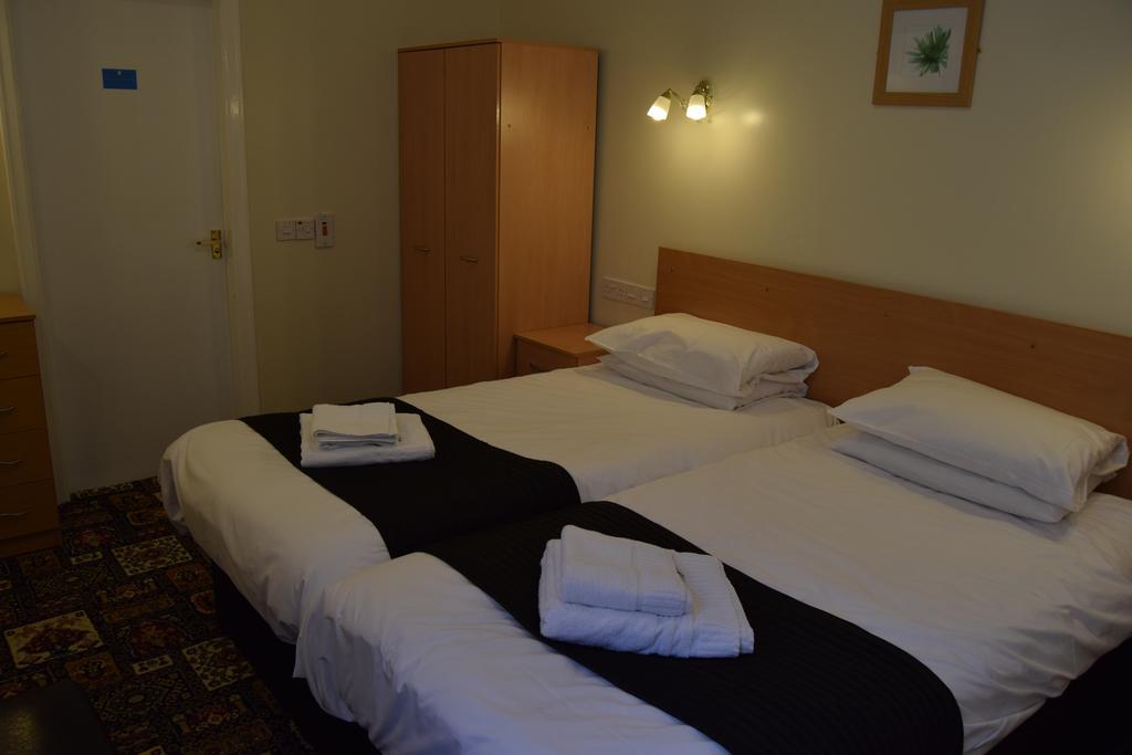 Westminster Hotel Рил Екстериор снимка